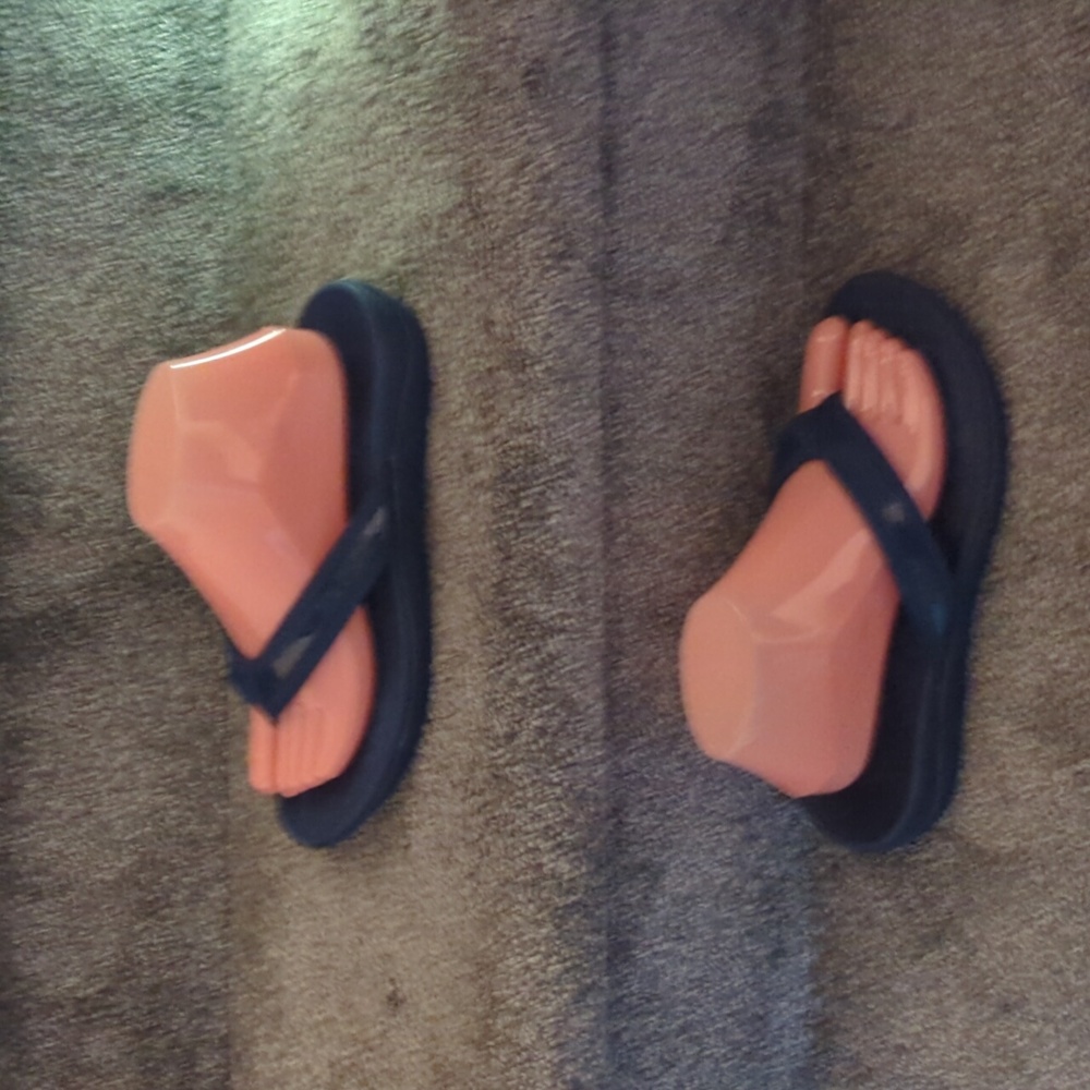 Orthaheel navy sandals